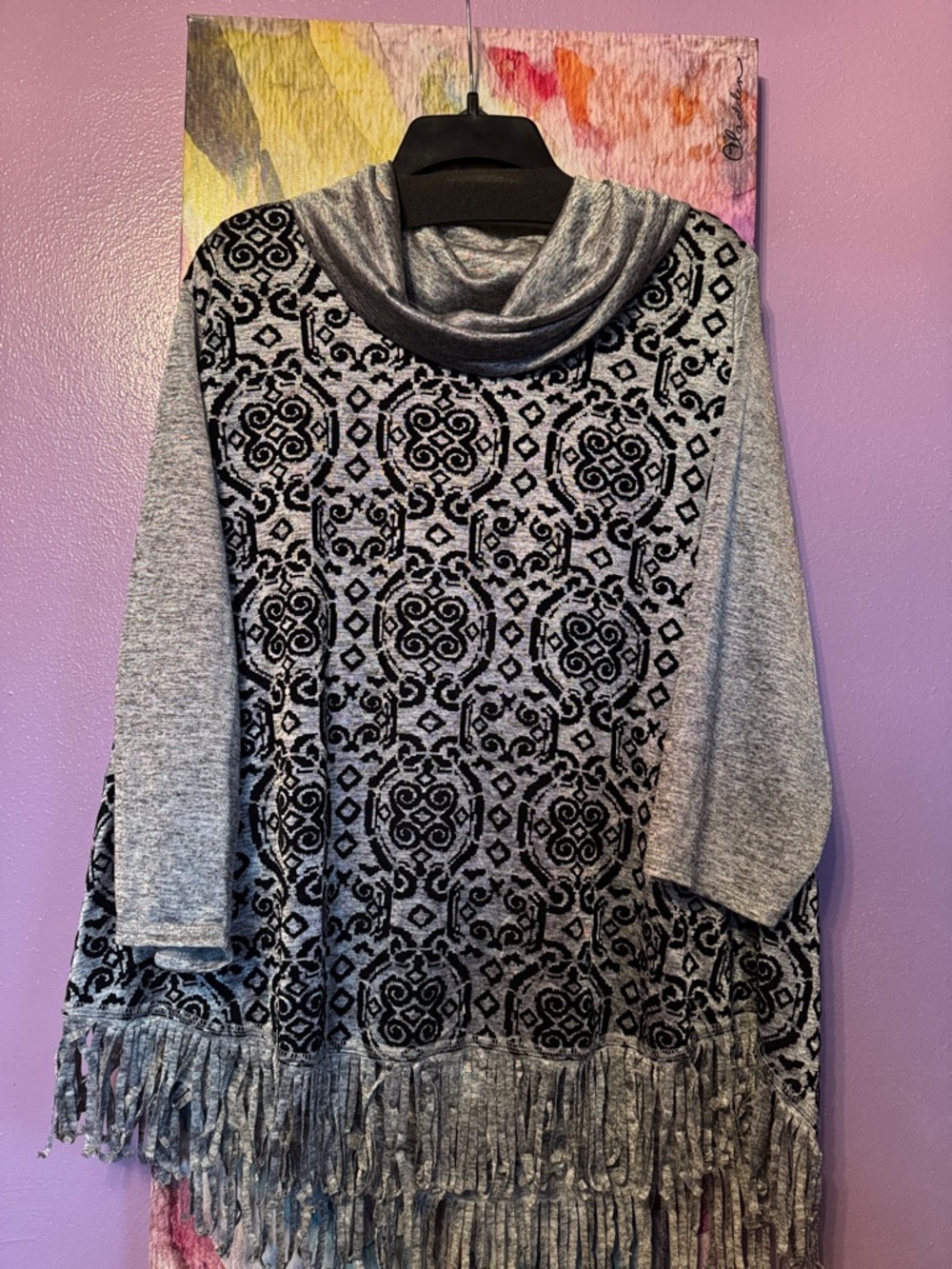 Ruby Rd. Black and Gray Geometric Fringe Tunic